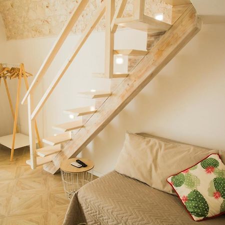 Solis Domus - Meridies Остуні Екстер'єр фото